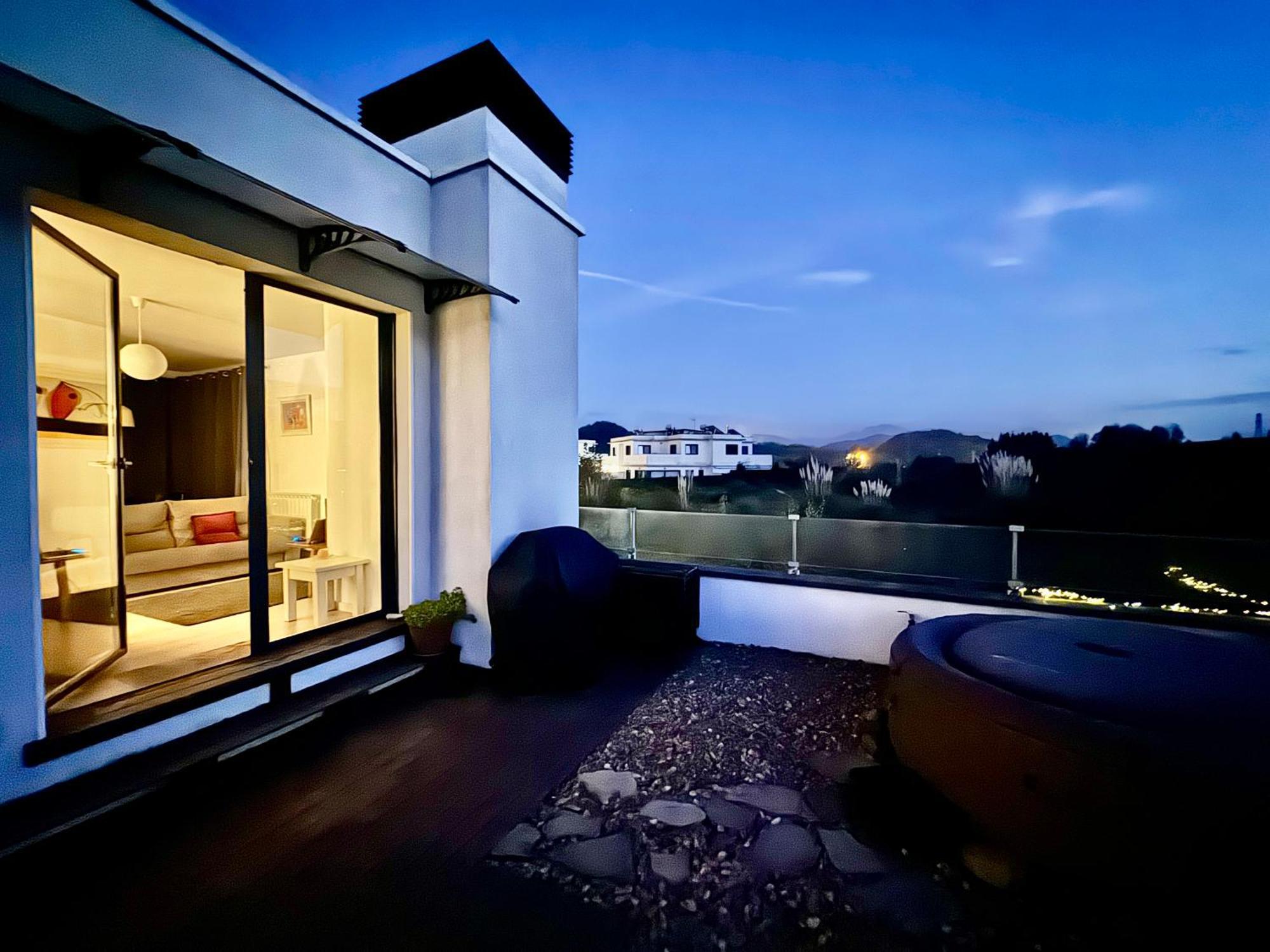 Plena Naturaleza En Pleno San Sebastian Exterior photo